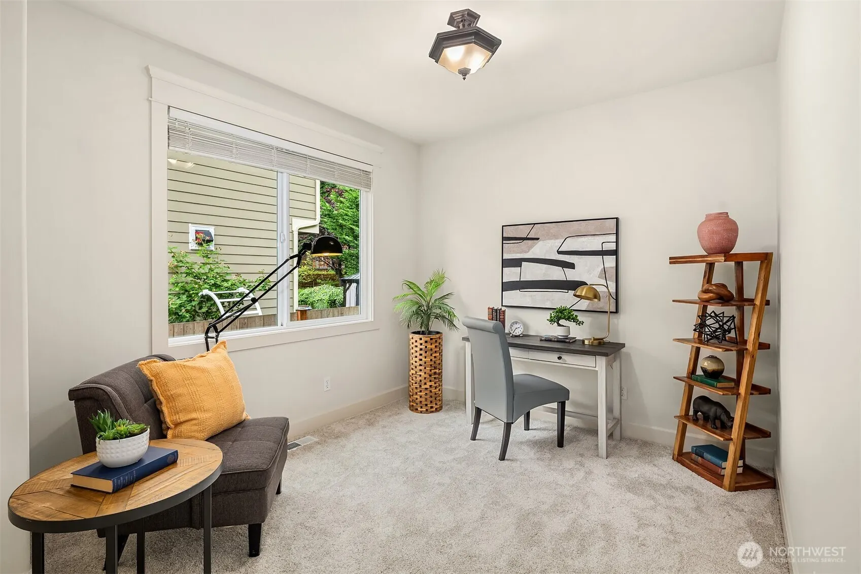 11710 157th Avenue NE, Redmond, WA 98052