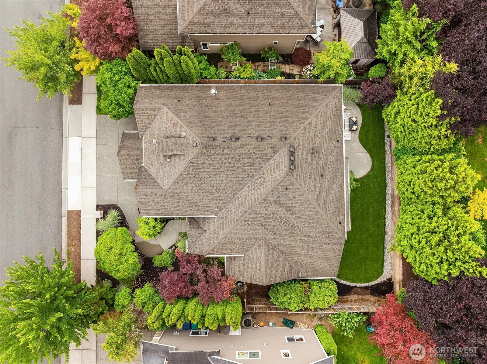 11710 157th Avenue NE, Redmond, WA 98052
