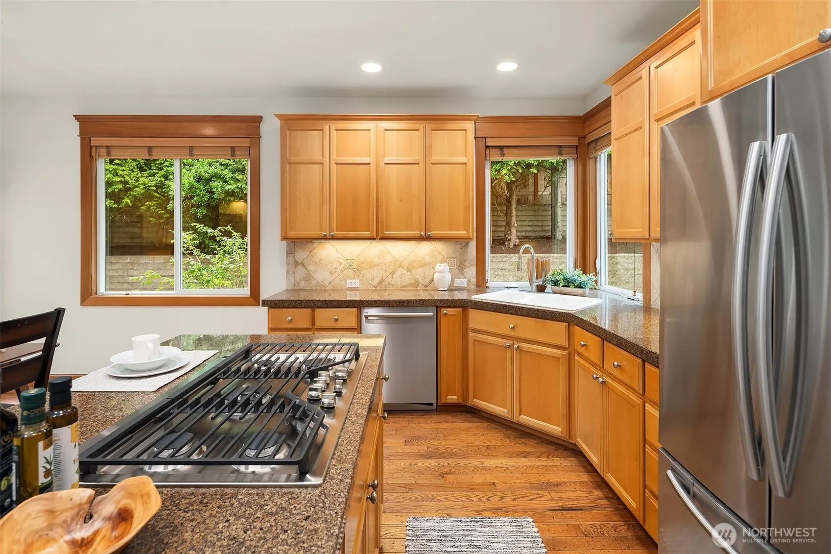 11710 157th Avenue NE, Redmond, WA 98052