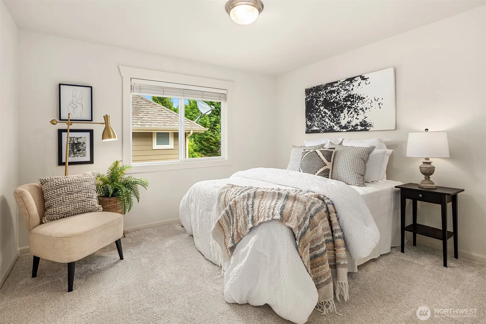 11710 157th Avenue NE, Redmond, WA 98052