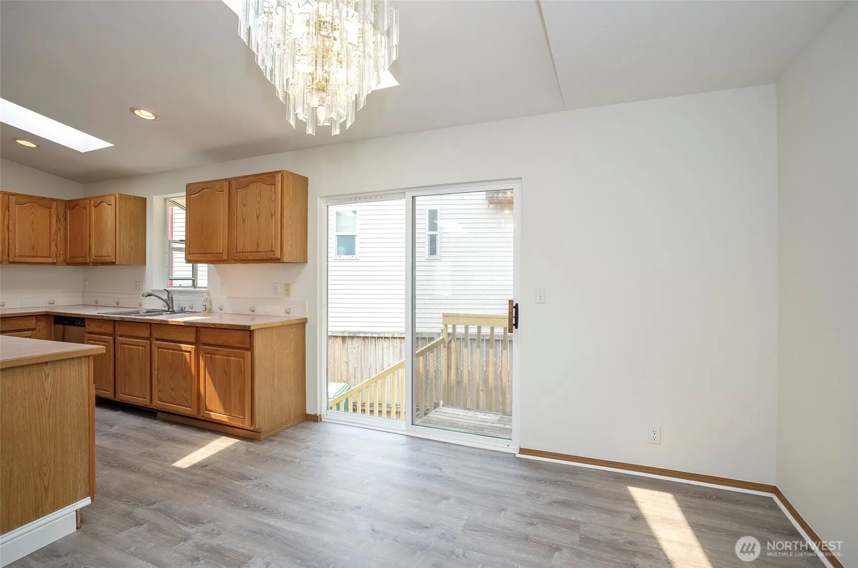 2148 SE 8th Drive , Renton, WA 98055