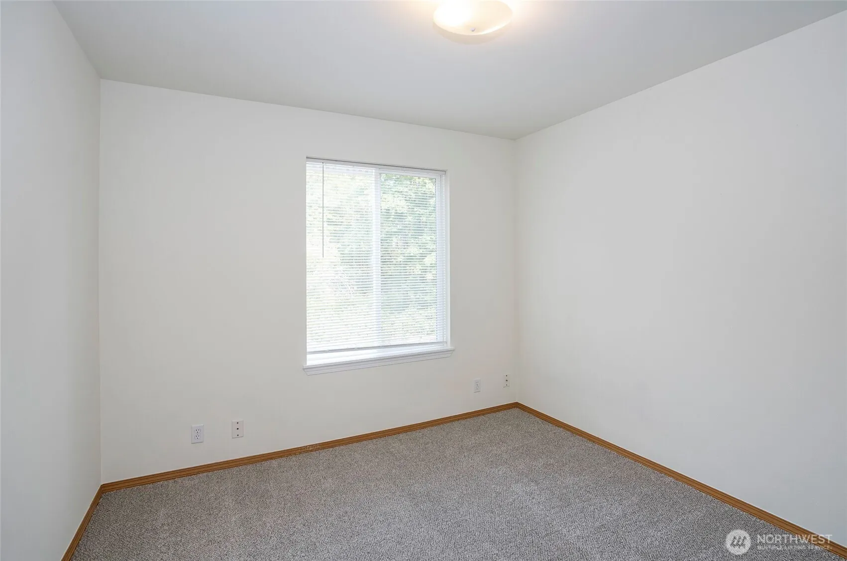 2148 SE 8th Drive , Renton, WA 98055