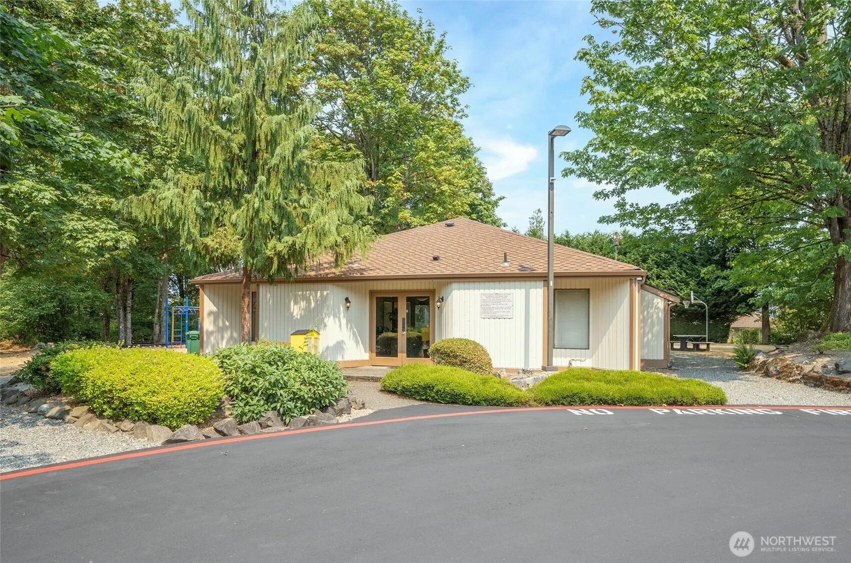 2148 SE 8th Drive , Renton, WA 98055