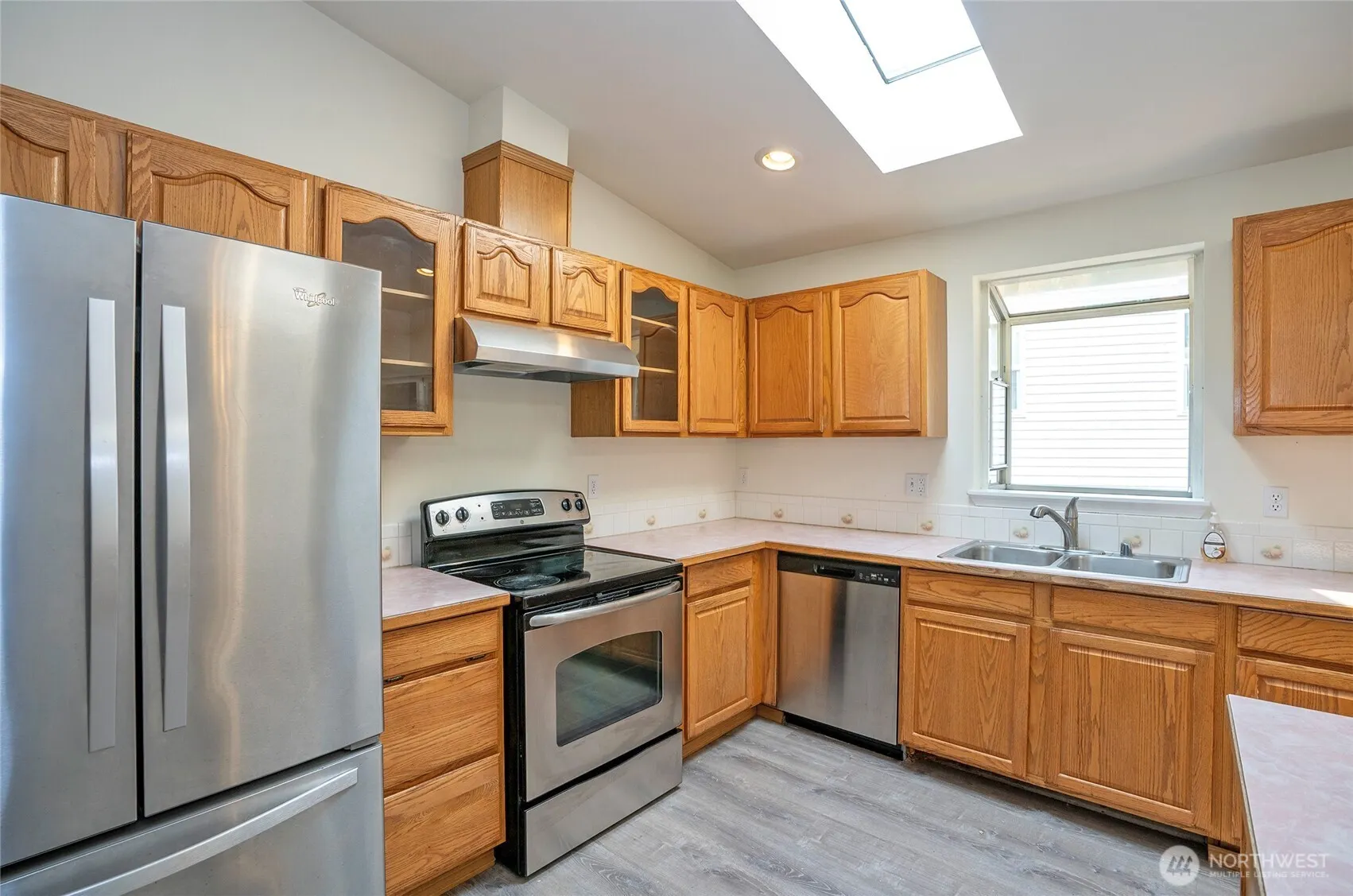 2148 SE 8th Drive , Renton, WA 98055