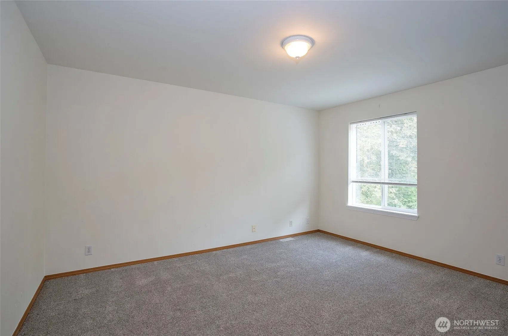 2148 SE 8th Drive , Renton, WA 98055