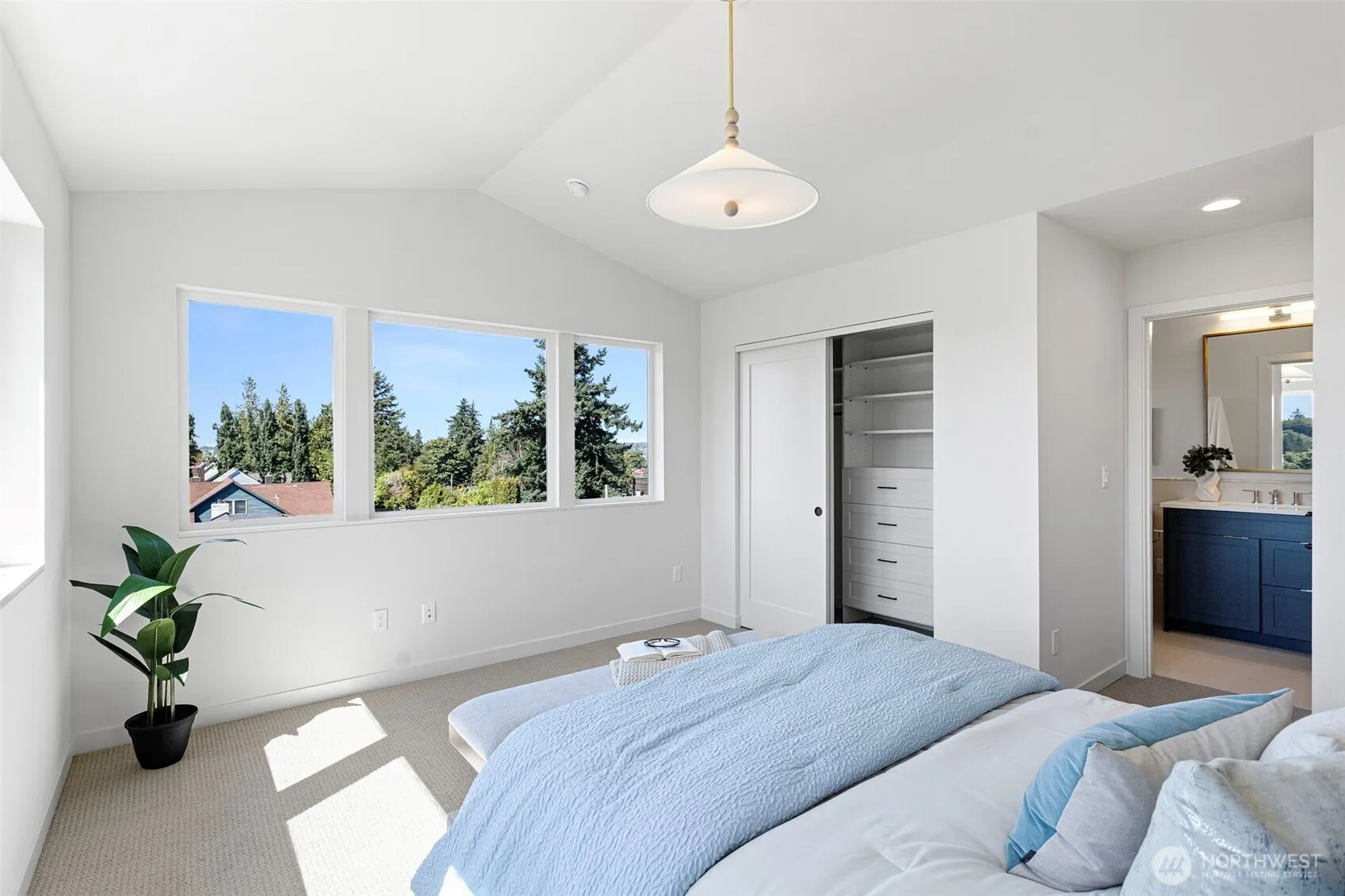 3812 31st Avenue W #B, Seattle, WA 98199