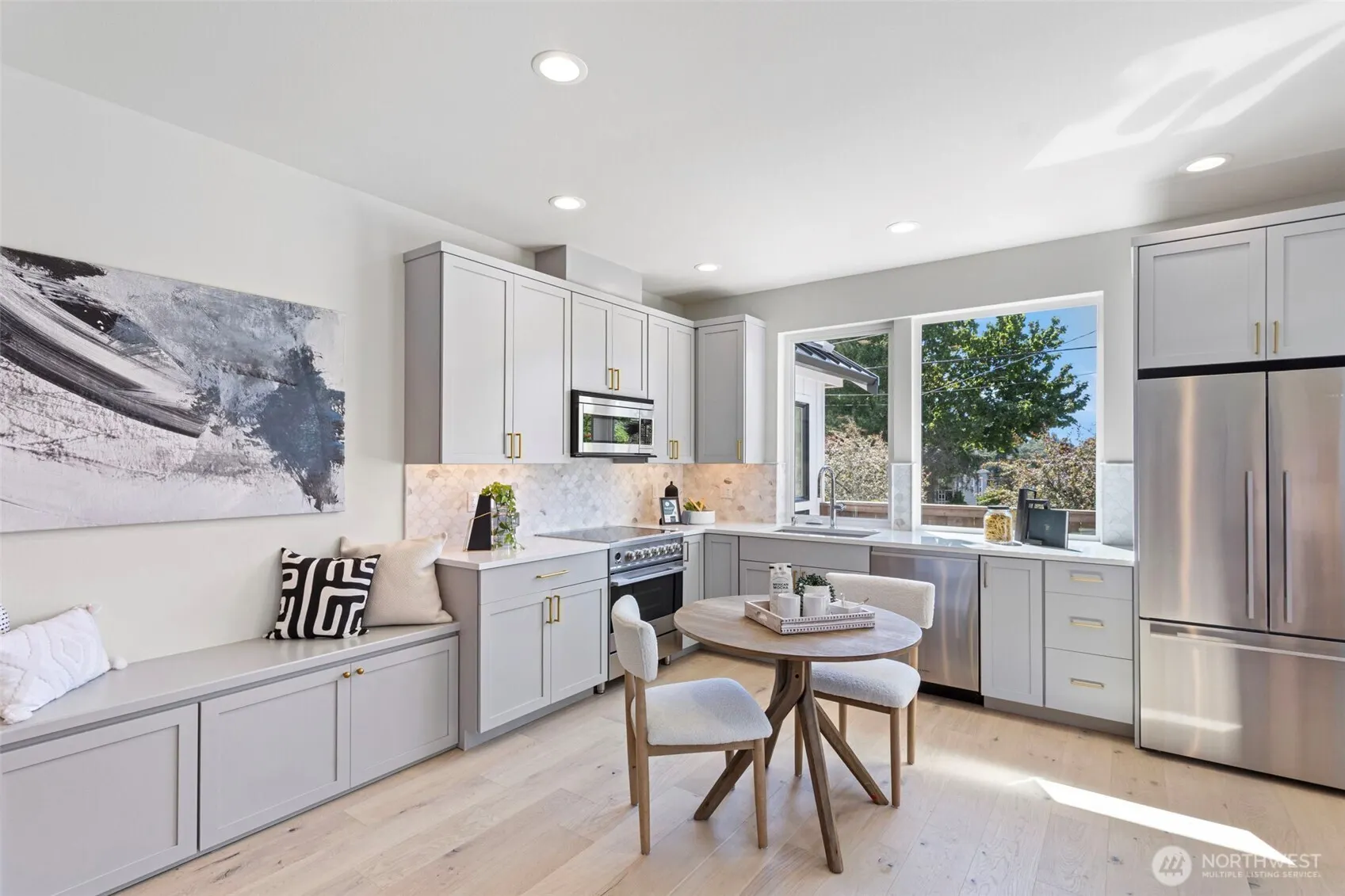 3812 31st Avenue W #B, Seattle, WA 98199