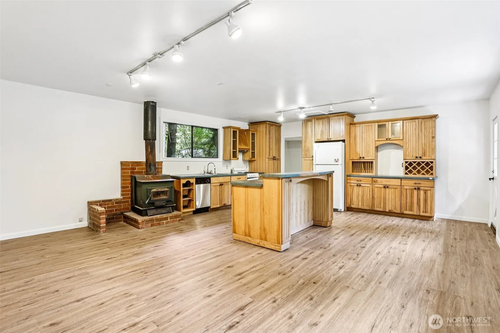 33324 SE 126th Street , Issaquah, WA 98027