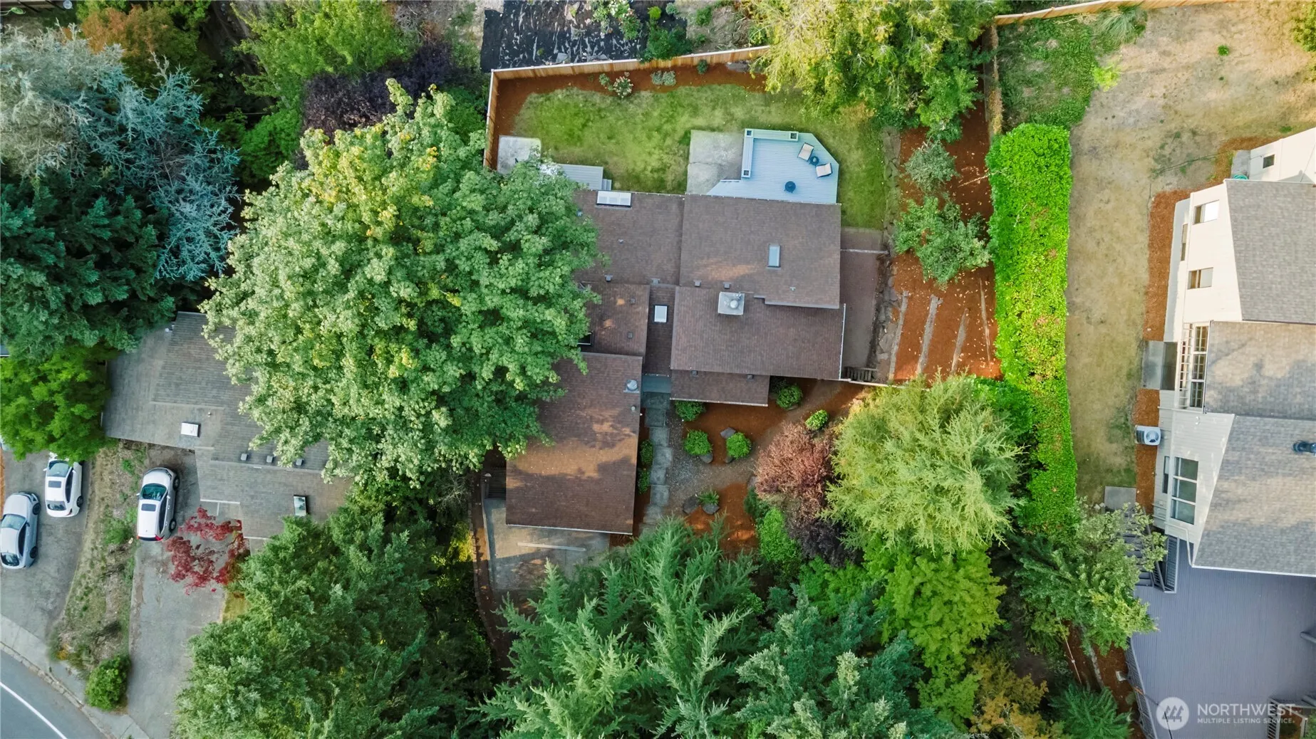 14310 SE 49th Street , Bellevue, WA 98006