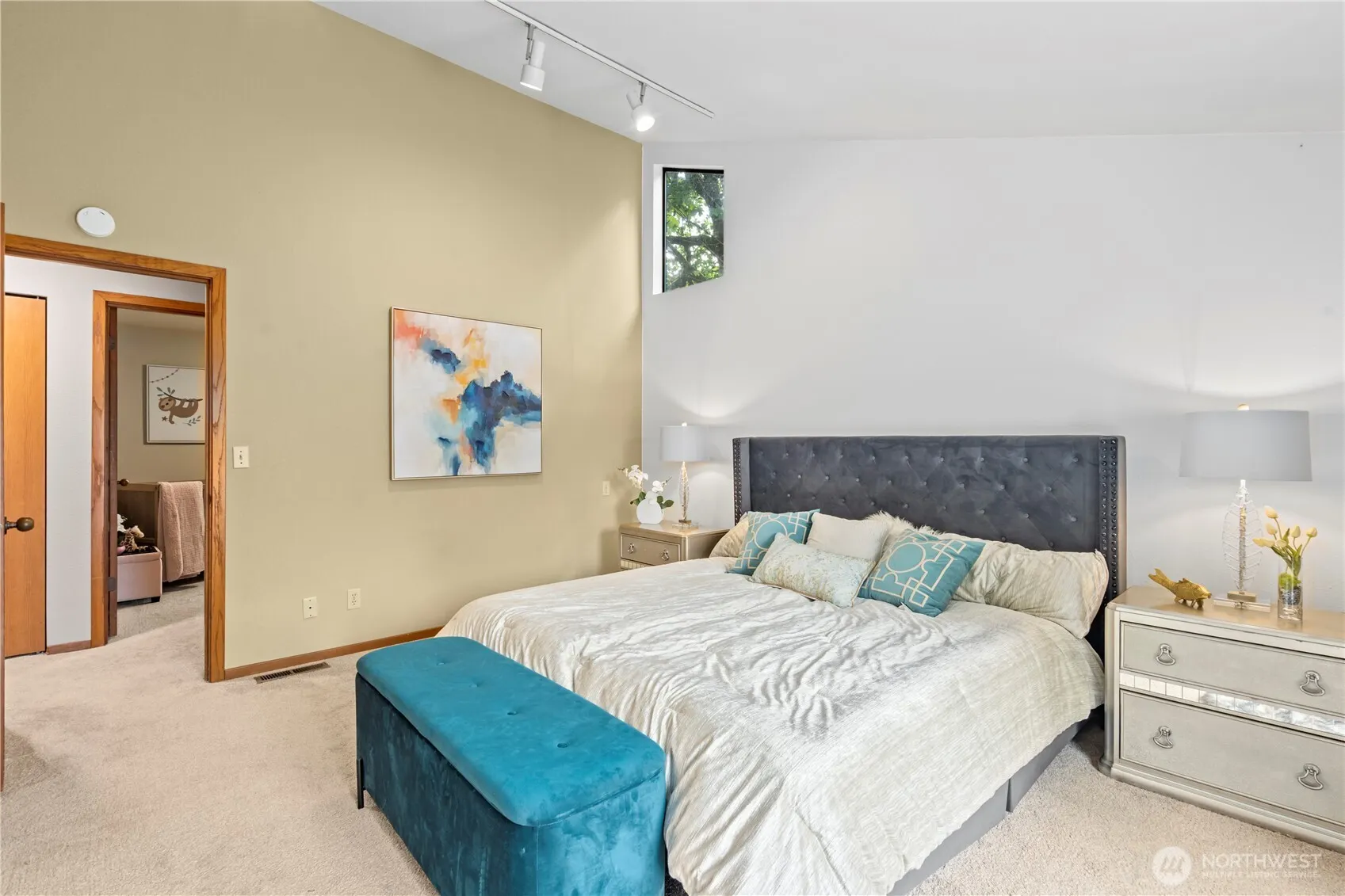 14310 SE 49th Street , Bellevue, WA 98006