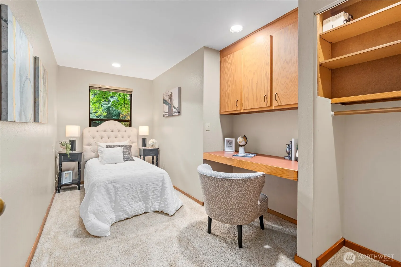 14310 SE 49th Street , Bellevue, WA 98006