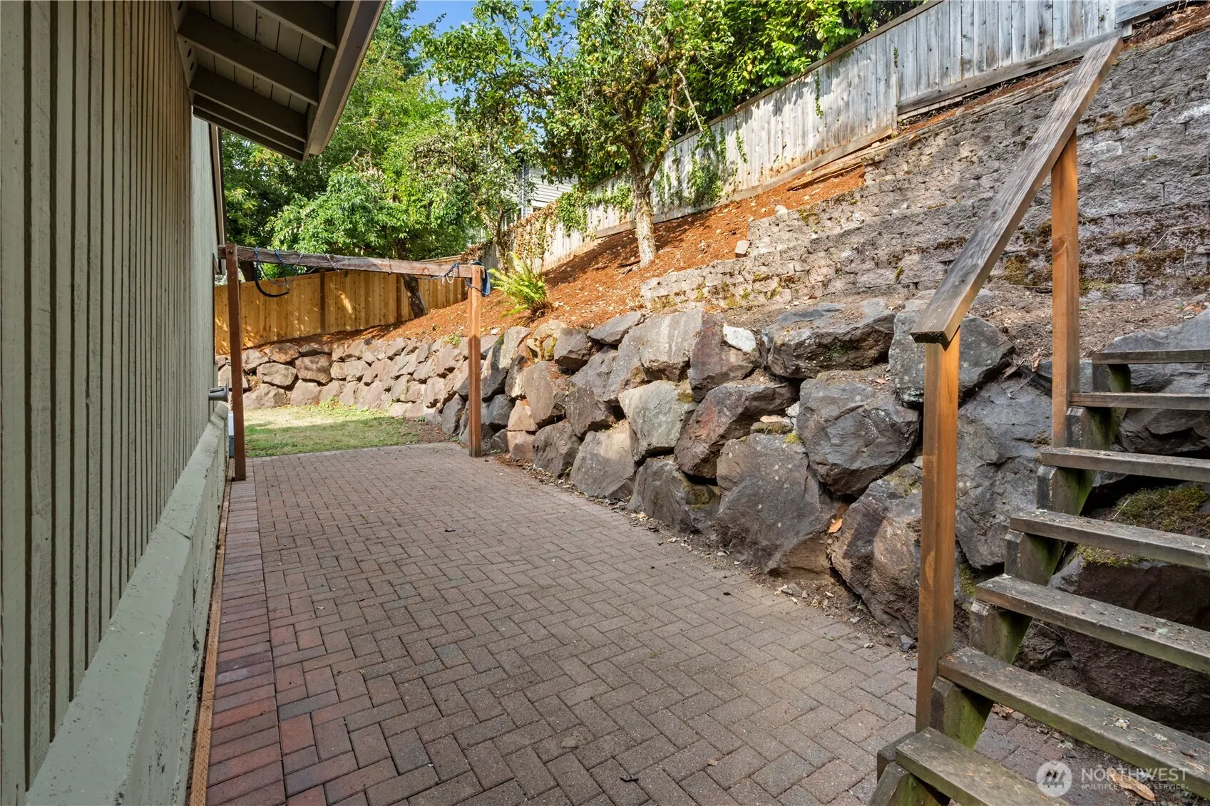 14310 SE 49th Street , Bellevue, WA 98006