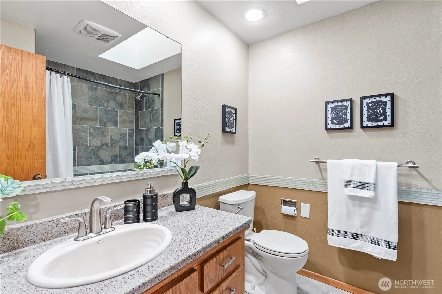 14310 SE 49th Street , Bellevue, WA 98006