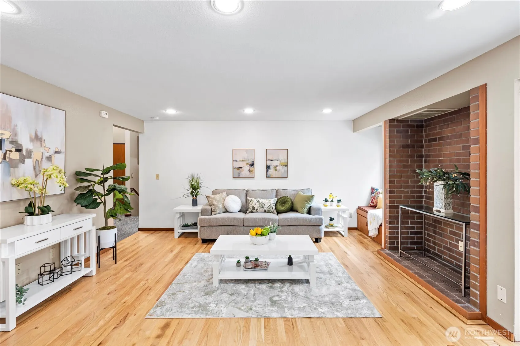 14310 SE 49th Street , Bellevue, WA 98006