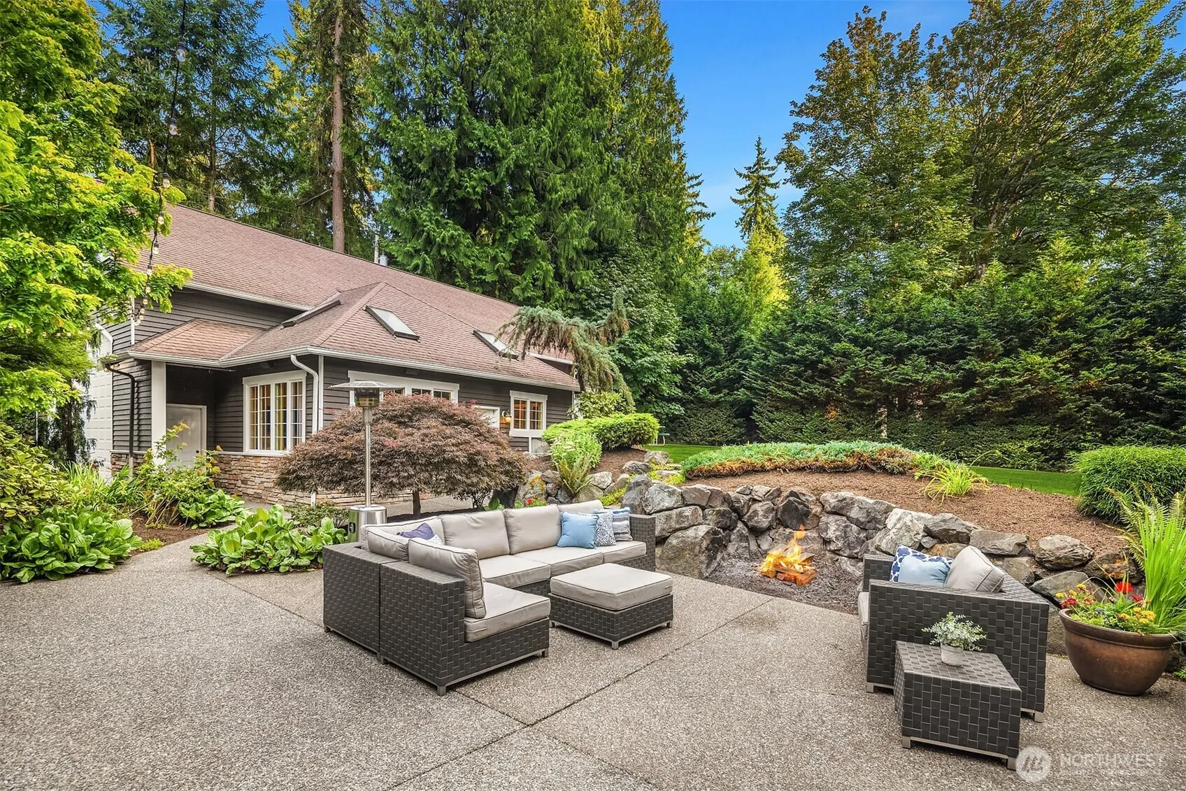 14869 NE 195th Street , Woodinville, WA 98072