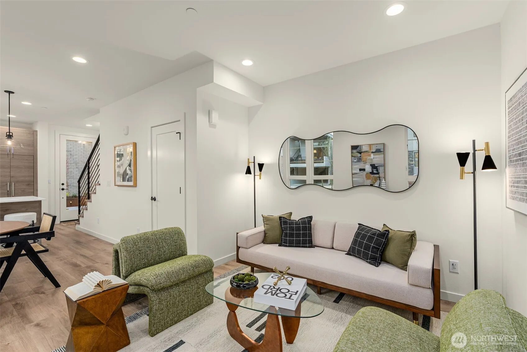 112 C 2nd Street S, Kirkland, WA 98033