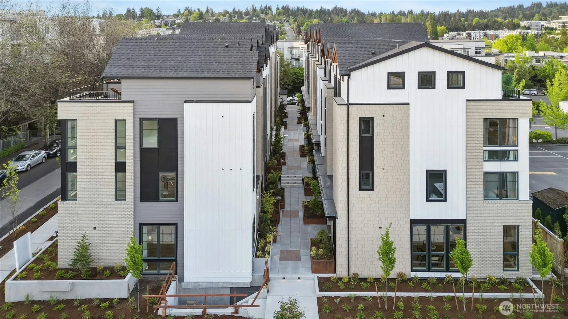 112 C 2nd Street S, Kirkland, WA 98033