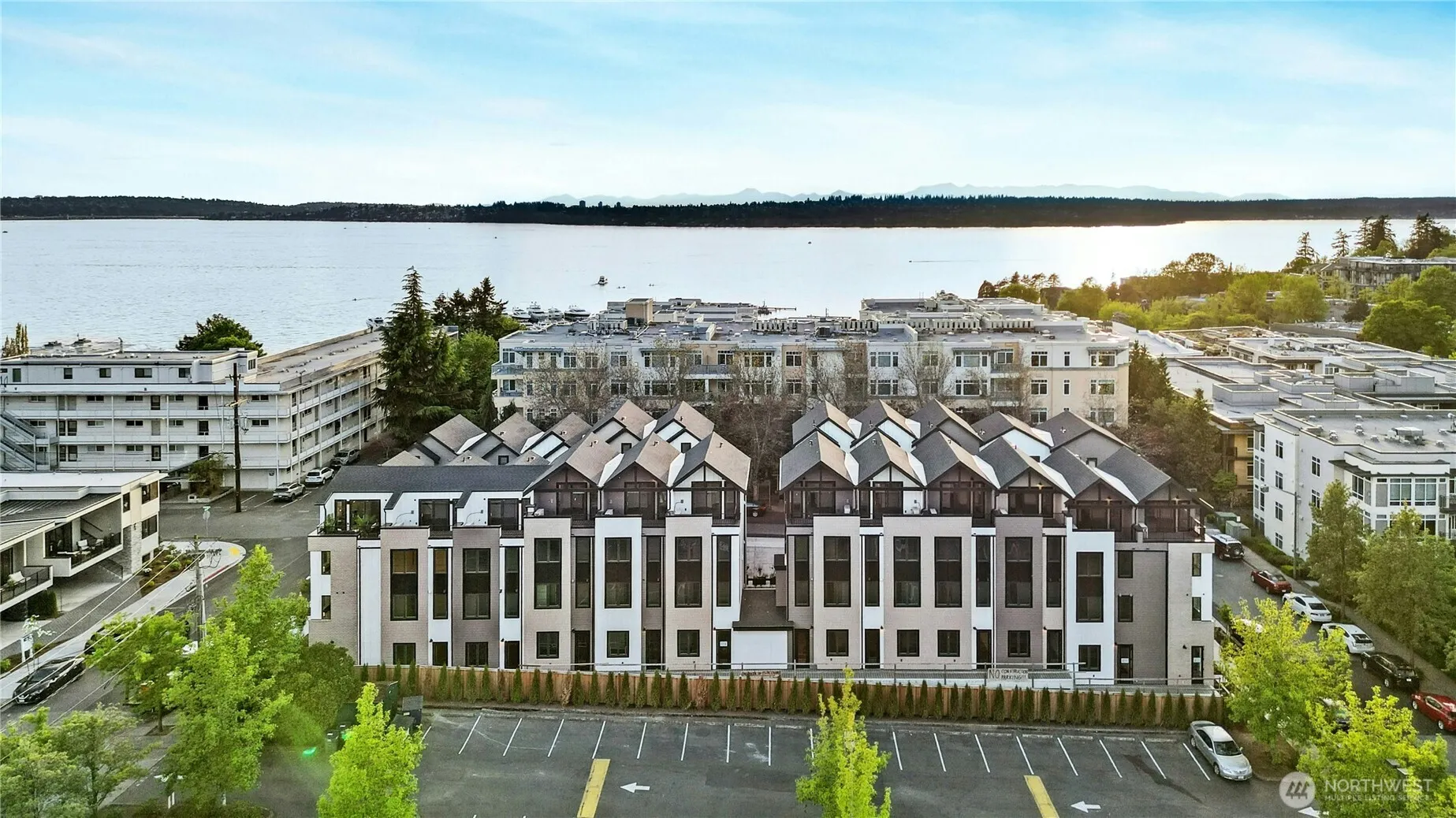 112 C 2nd Street S, Kirkland, WA 98033