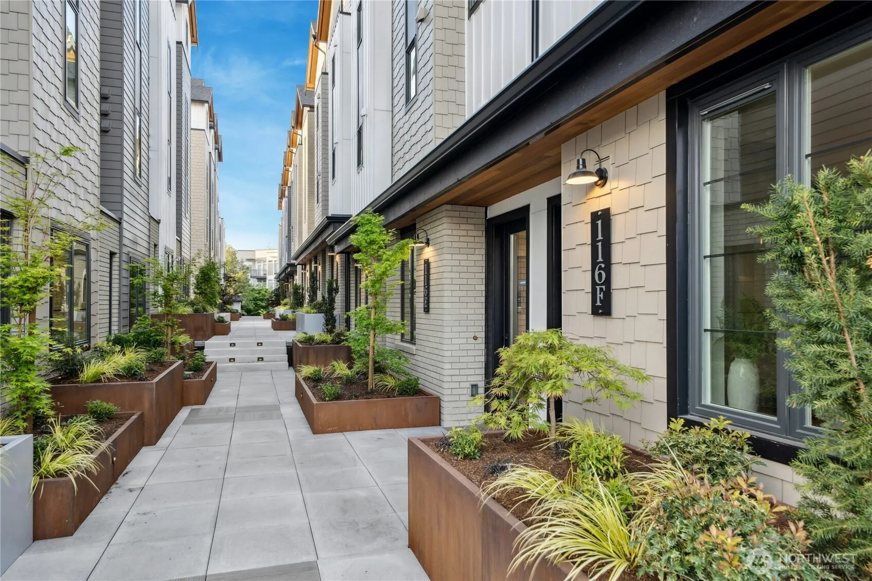 112 C 2nd Street S, Kirkland, WA 98033