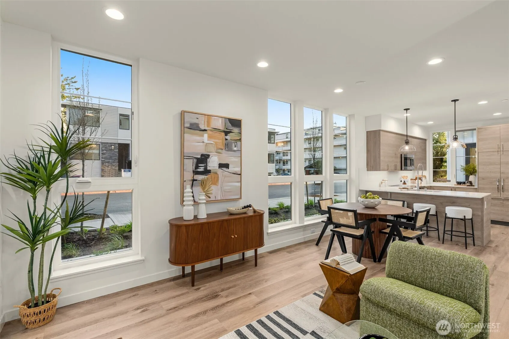 112 C 2nd Street S, Kirkland, WA 98033