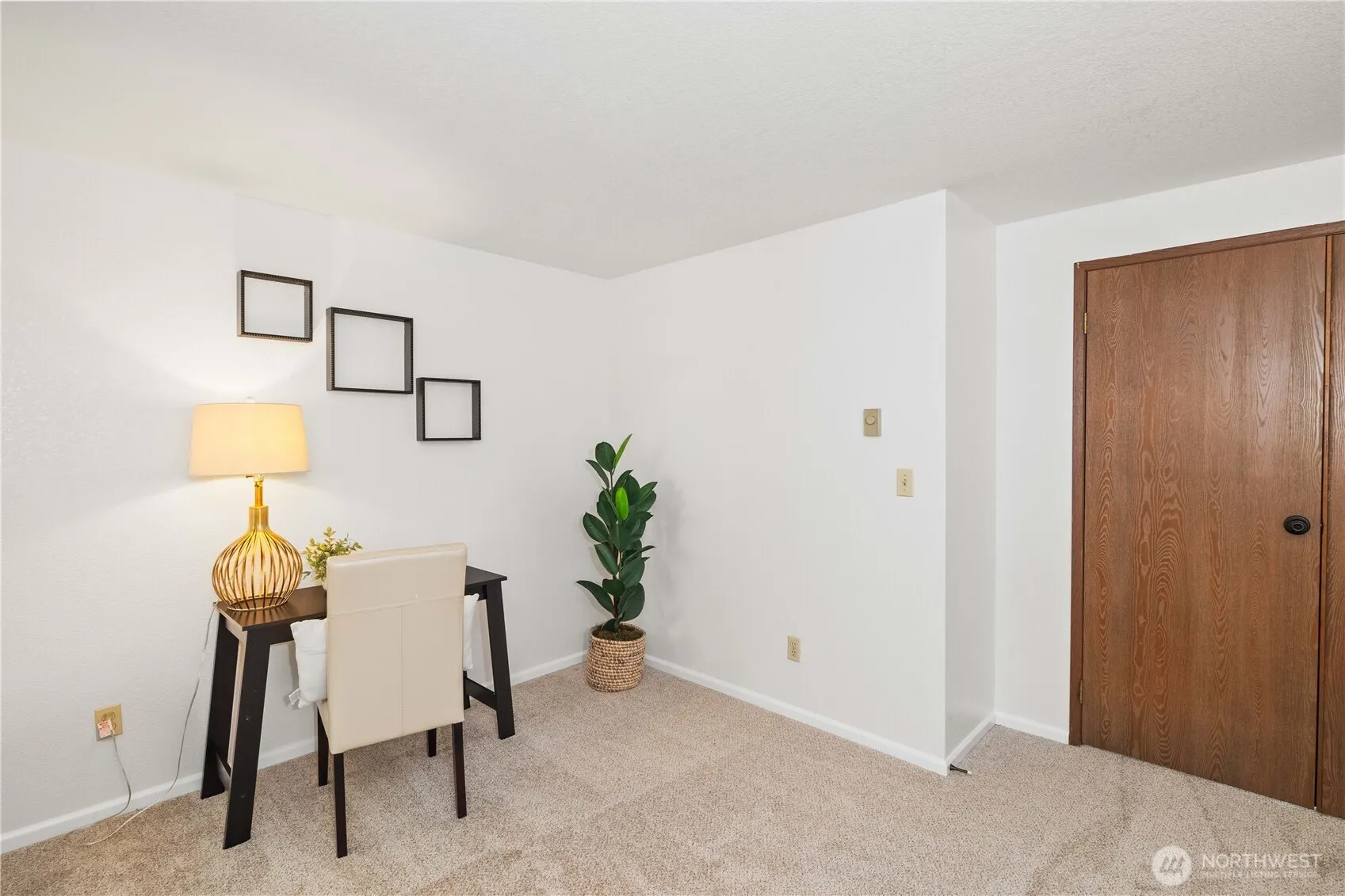 200 Mt Park Boulevard SW #A204, Issaquah, WA 98027