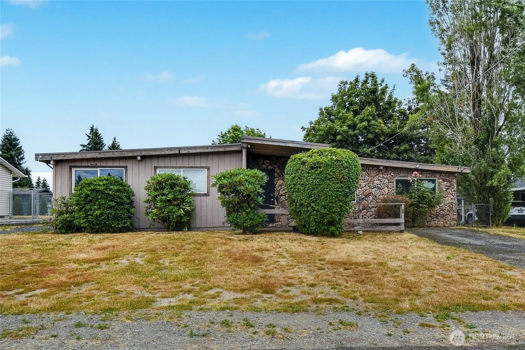 11846 SE 170th Place , Renton, WA 98058