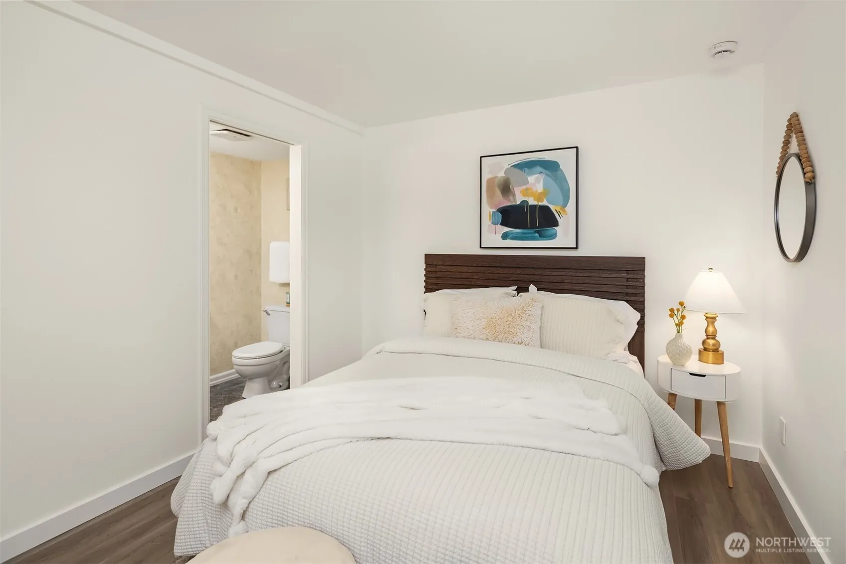 12009 100th Avenue NE #1, Kirkland, WA 98034