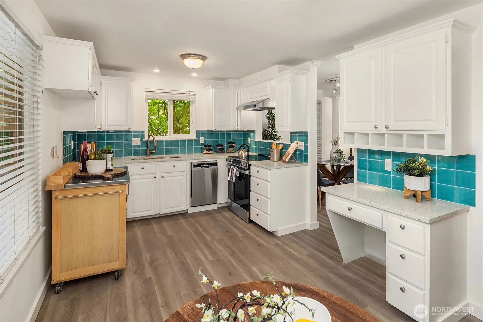 12009 100th Avenue NE #1, Kirkland, WA 98034