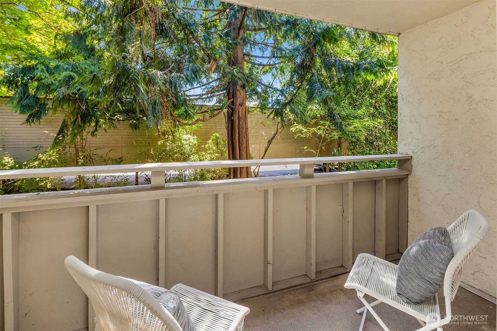 12009 100th Avenue NE #1, Kirkland, WA 98034