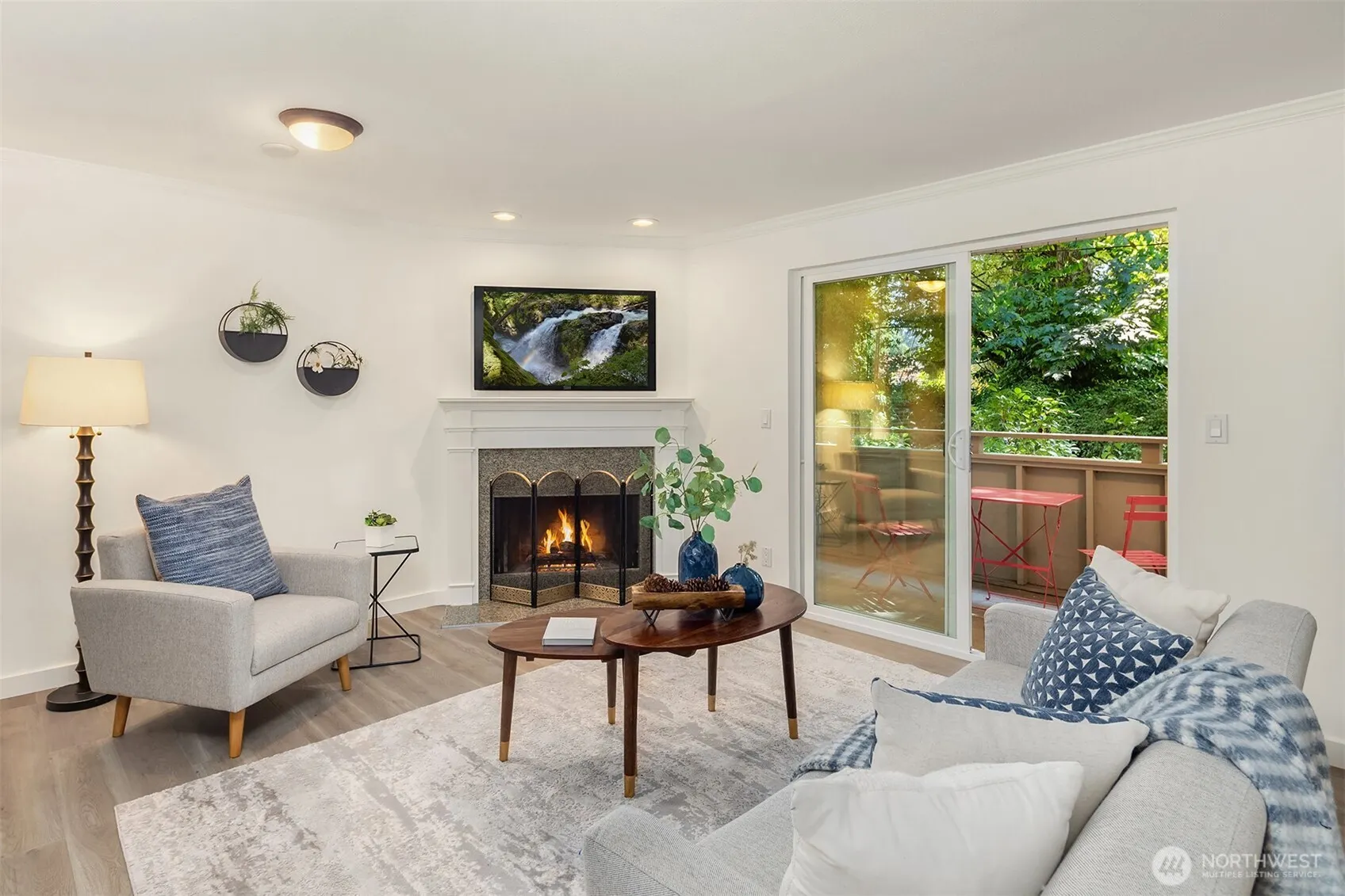12009 100th Avenue NE #1, Kirkland, WA 98034