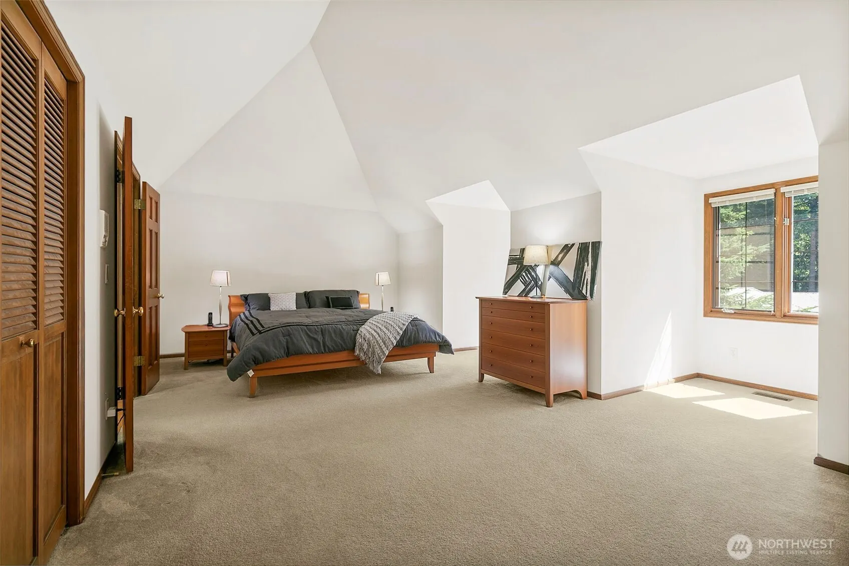13603 171st Avenue NE, Redmond, WA 98052