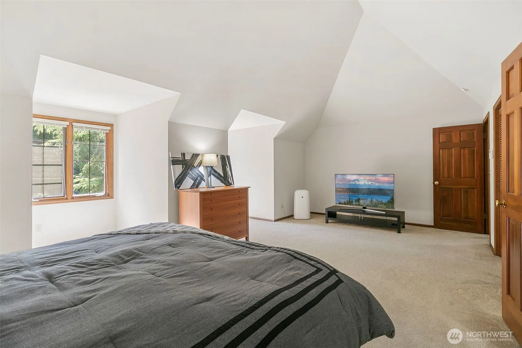 13603 171st Avenue NE, Redmond, WA 98052
