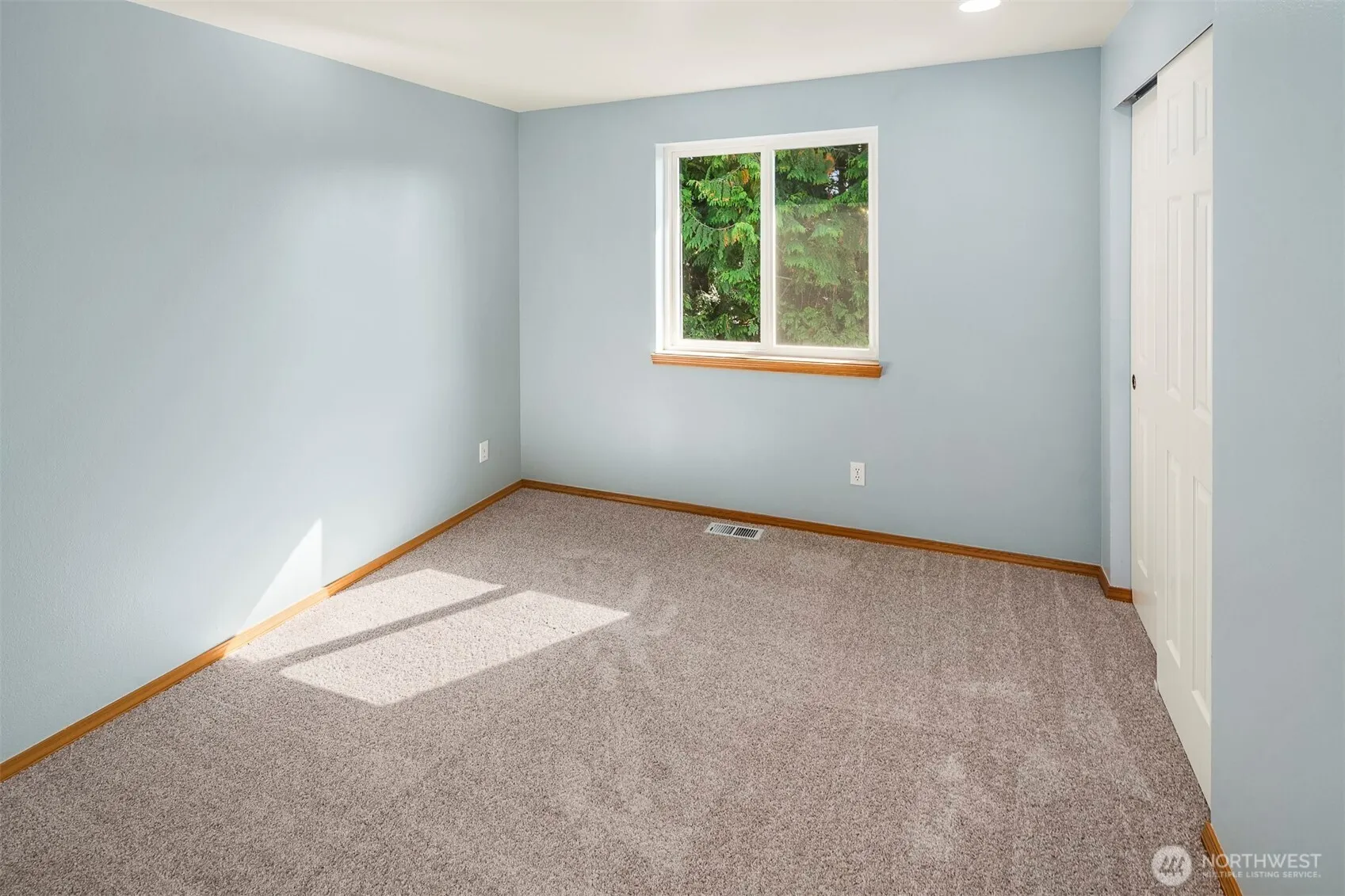 4012 167th Place SW, Lynnwood, WA 98037-6968