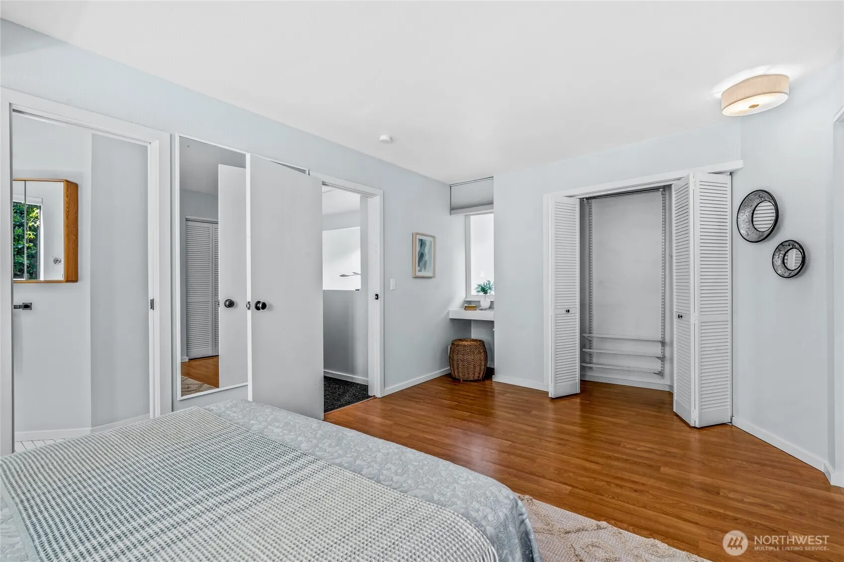 3527 E Spruce Street , Seattle, WA 98122