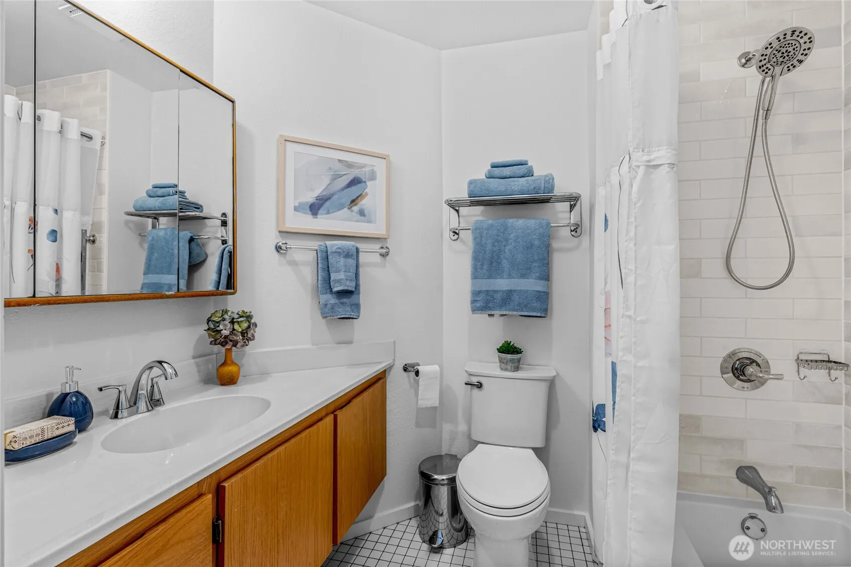 3527 E Spruce Street , Seattle, WA 98122