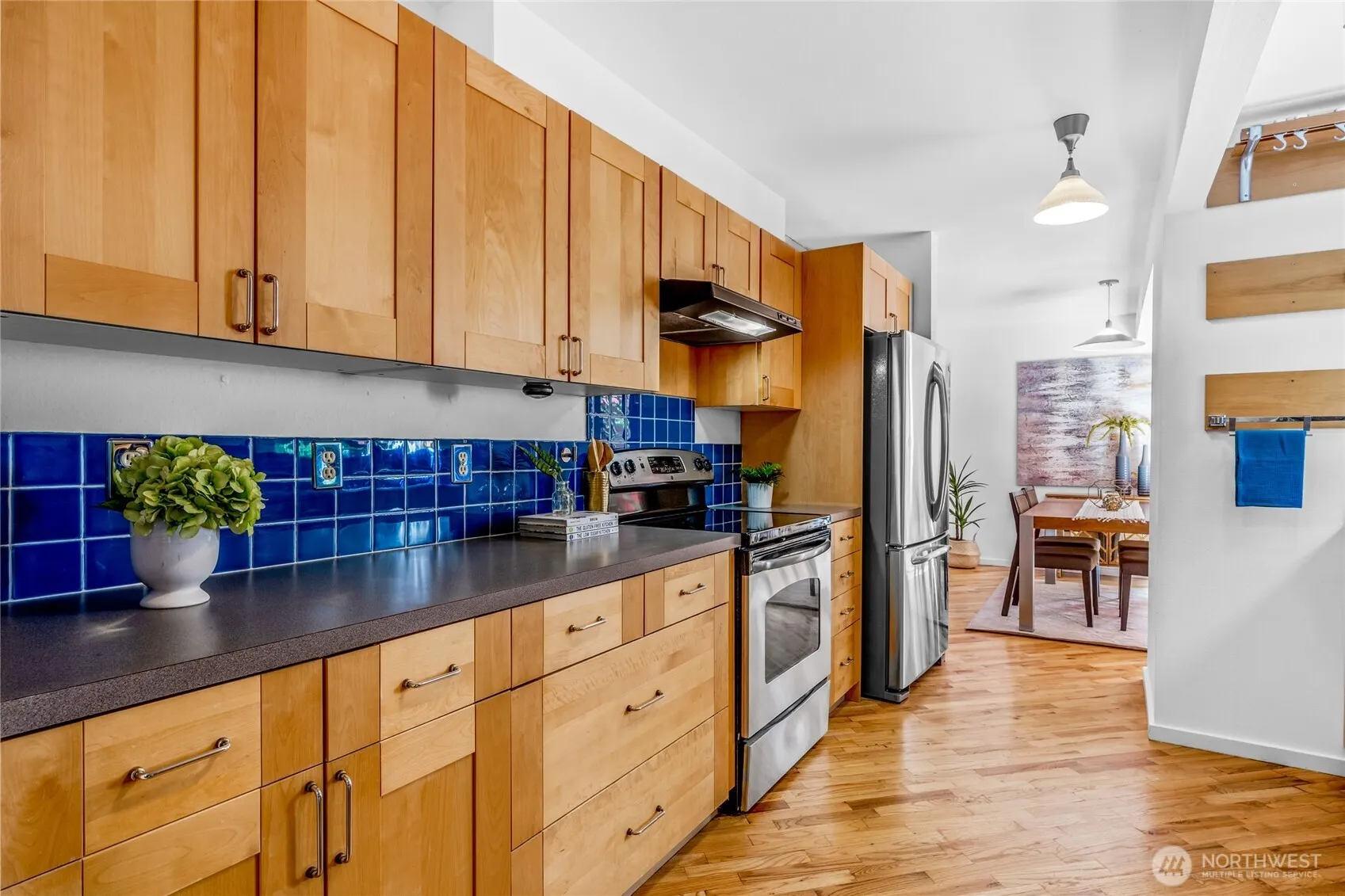3527 E Spruce Street , Seattle, WA 98122