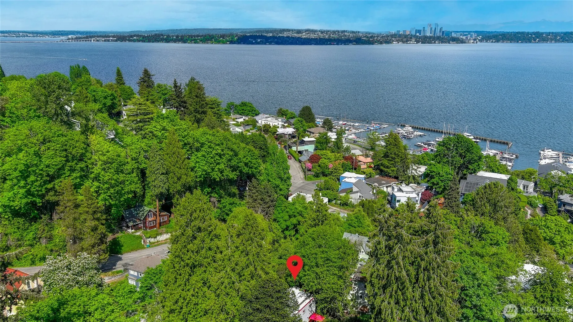 3527 E Spruce Street , Seattle, WA 98122