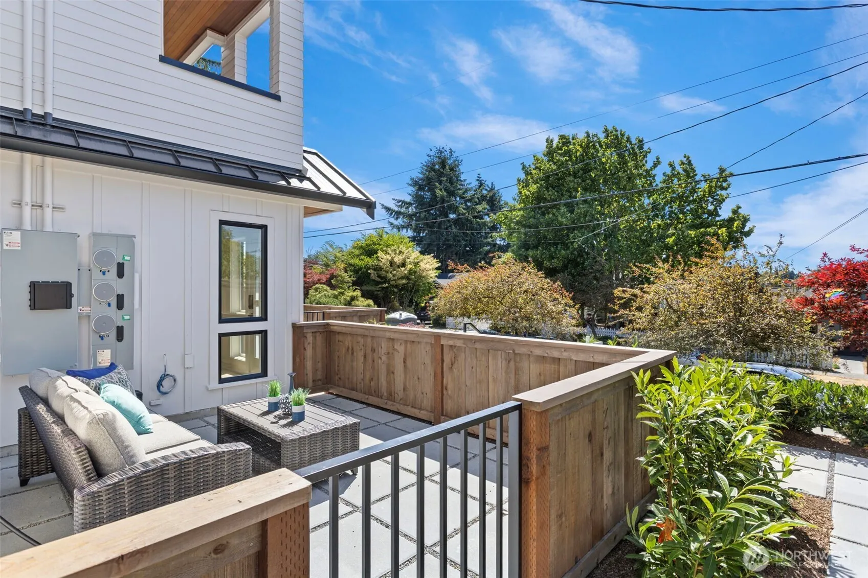 3812 31st Avenue W #B, Seattle, WA 98199