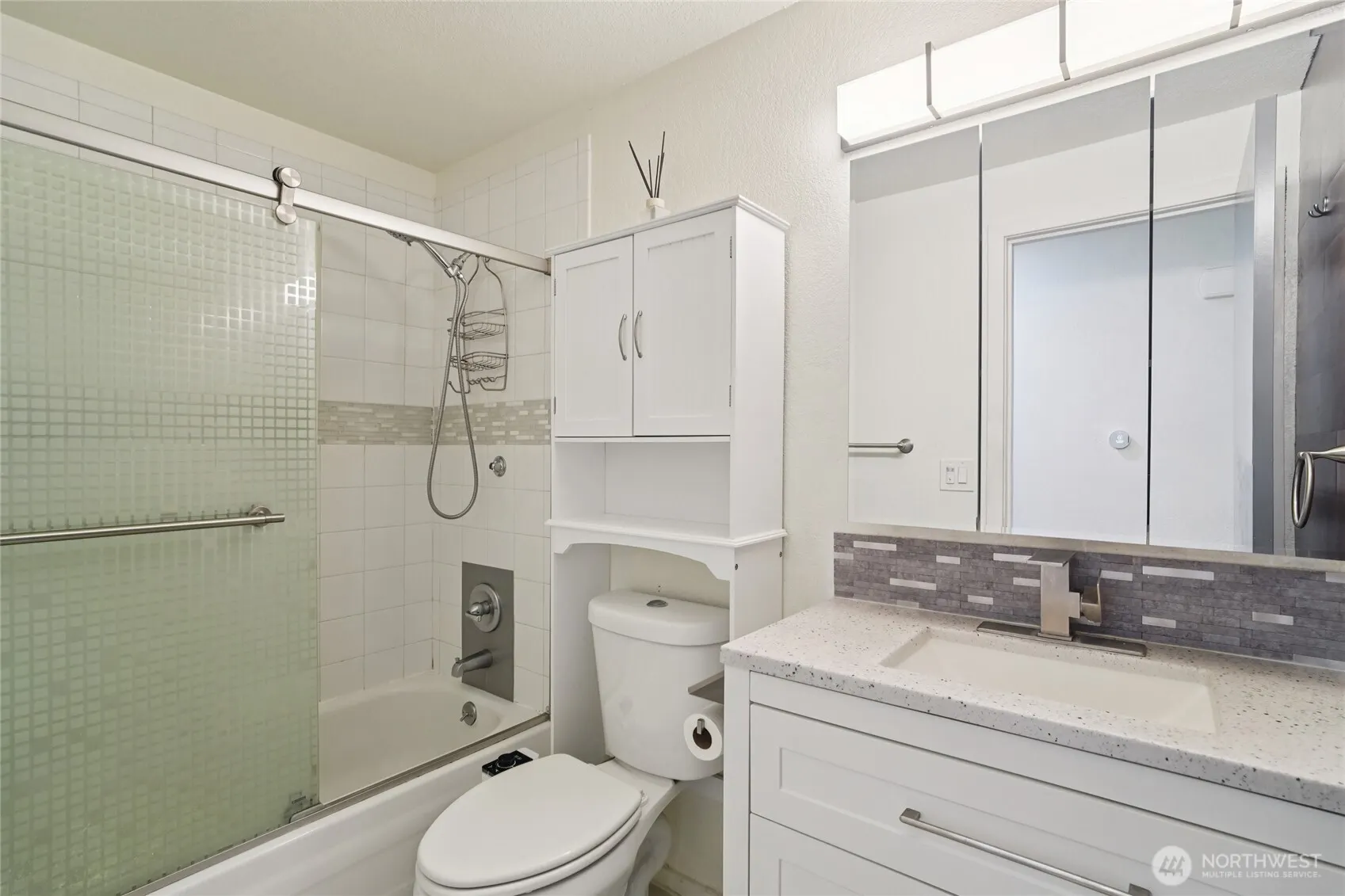 14602 SE 274th Street , Kent, WA 98042
