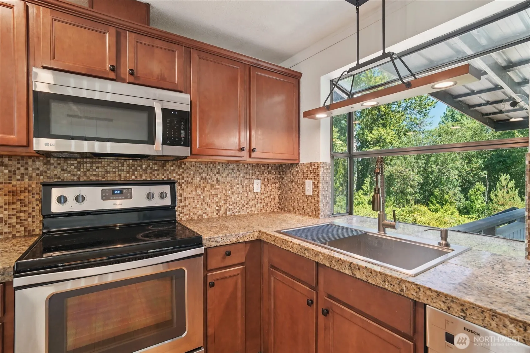 14602 SE 274th Street , Kent, WA 98042