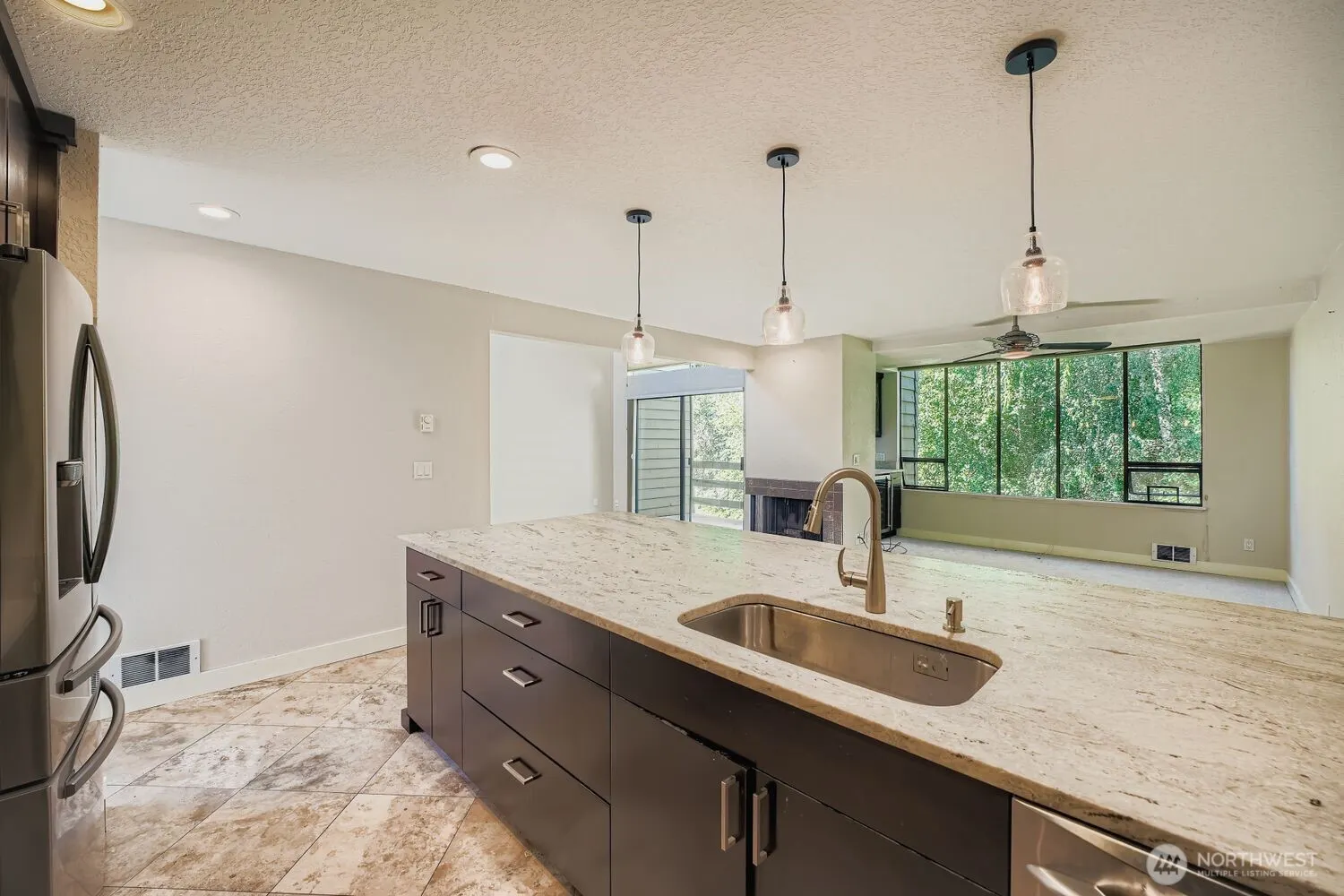 6 Lake Bellevue Drive #211, Bellevue, WA 98005