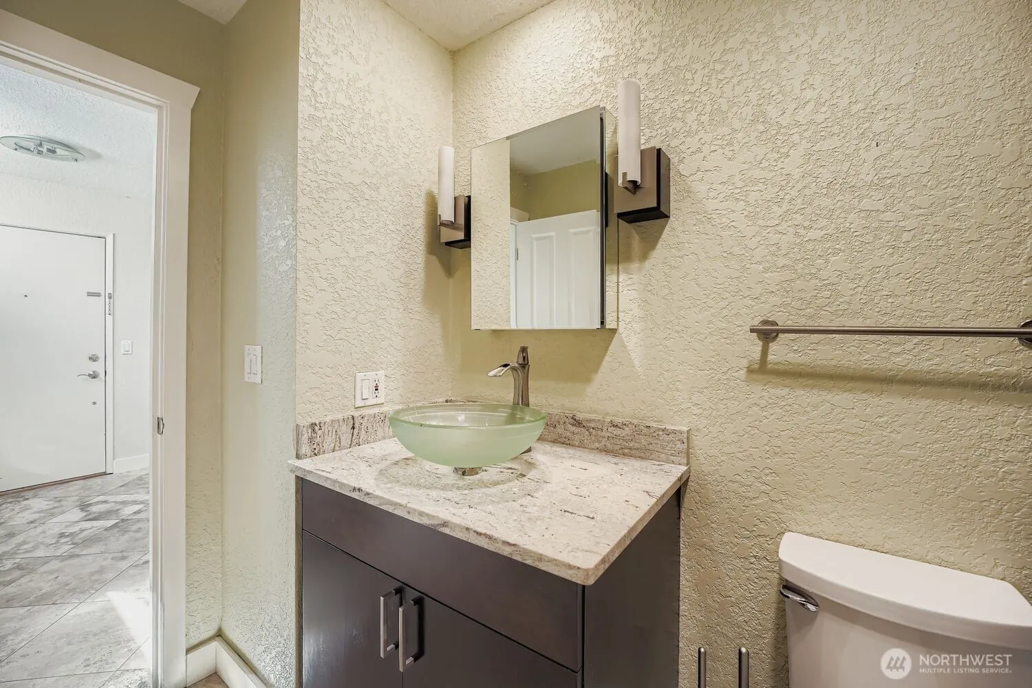 6 Lake Bellevue Drive #211, Bellevue, WA 98005