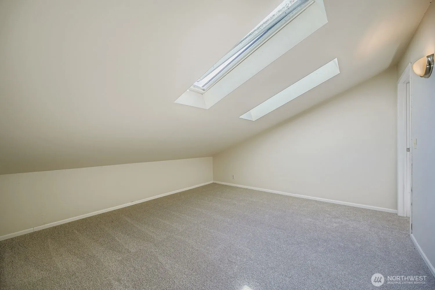 6 Lake Bellevue Drive #211, Bellevue, WA 98005