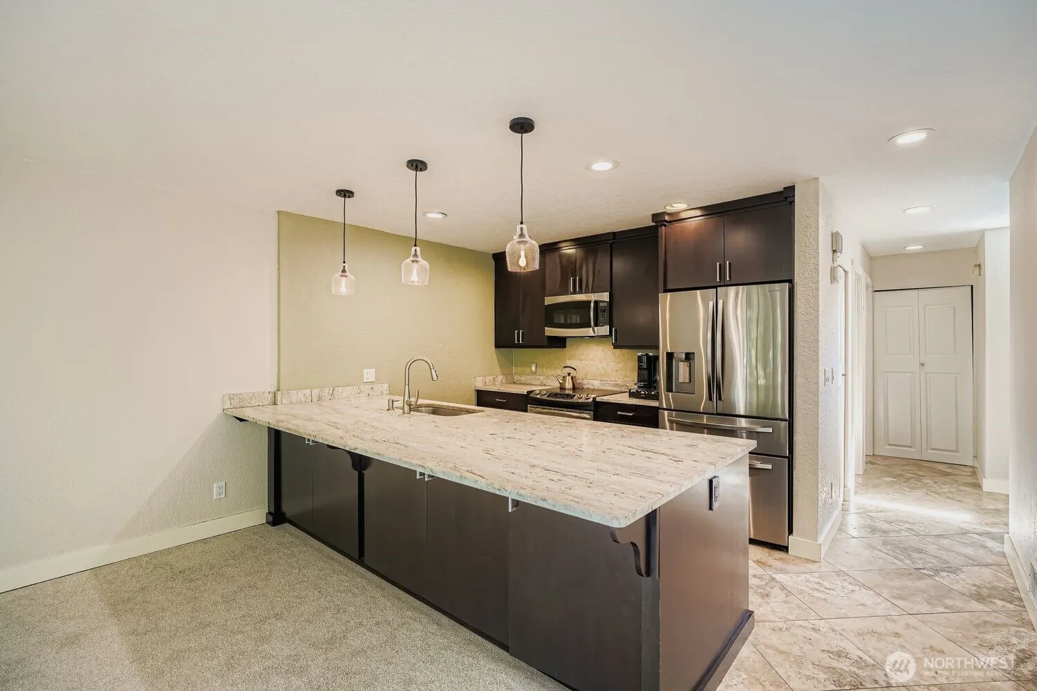 6 Lake Bellevue Drive #211, Bellevue, WA 98005