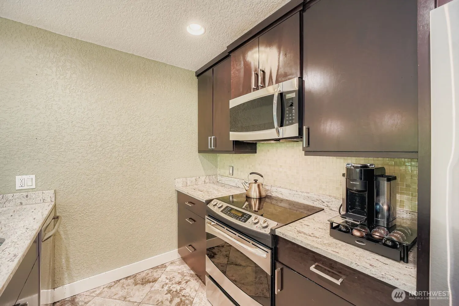 6 Lake Bellevue Drive #211, Bellevue, WA 98005