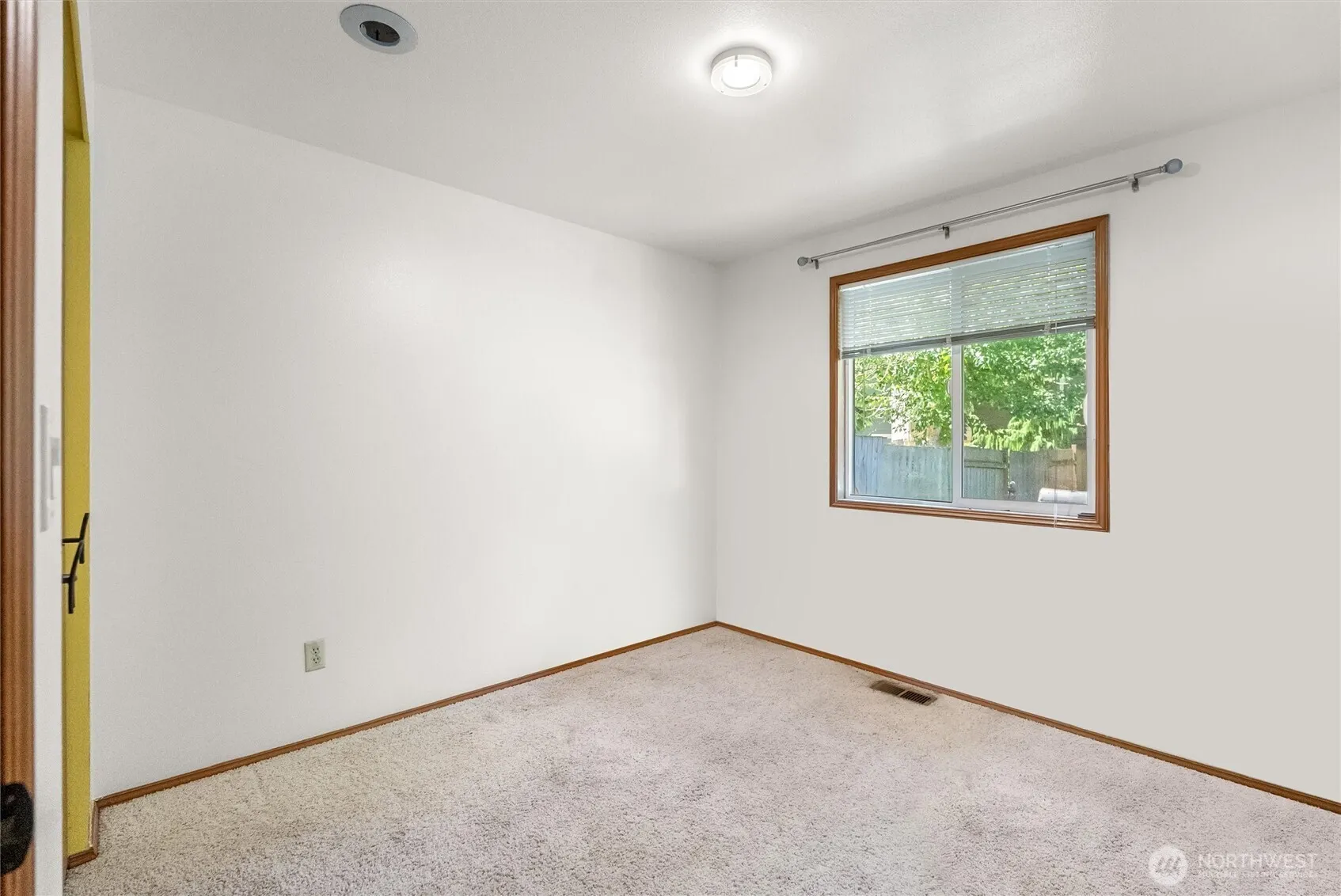 4630 143rd Place SW, Lynnwood, WA 98087