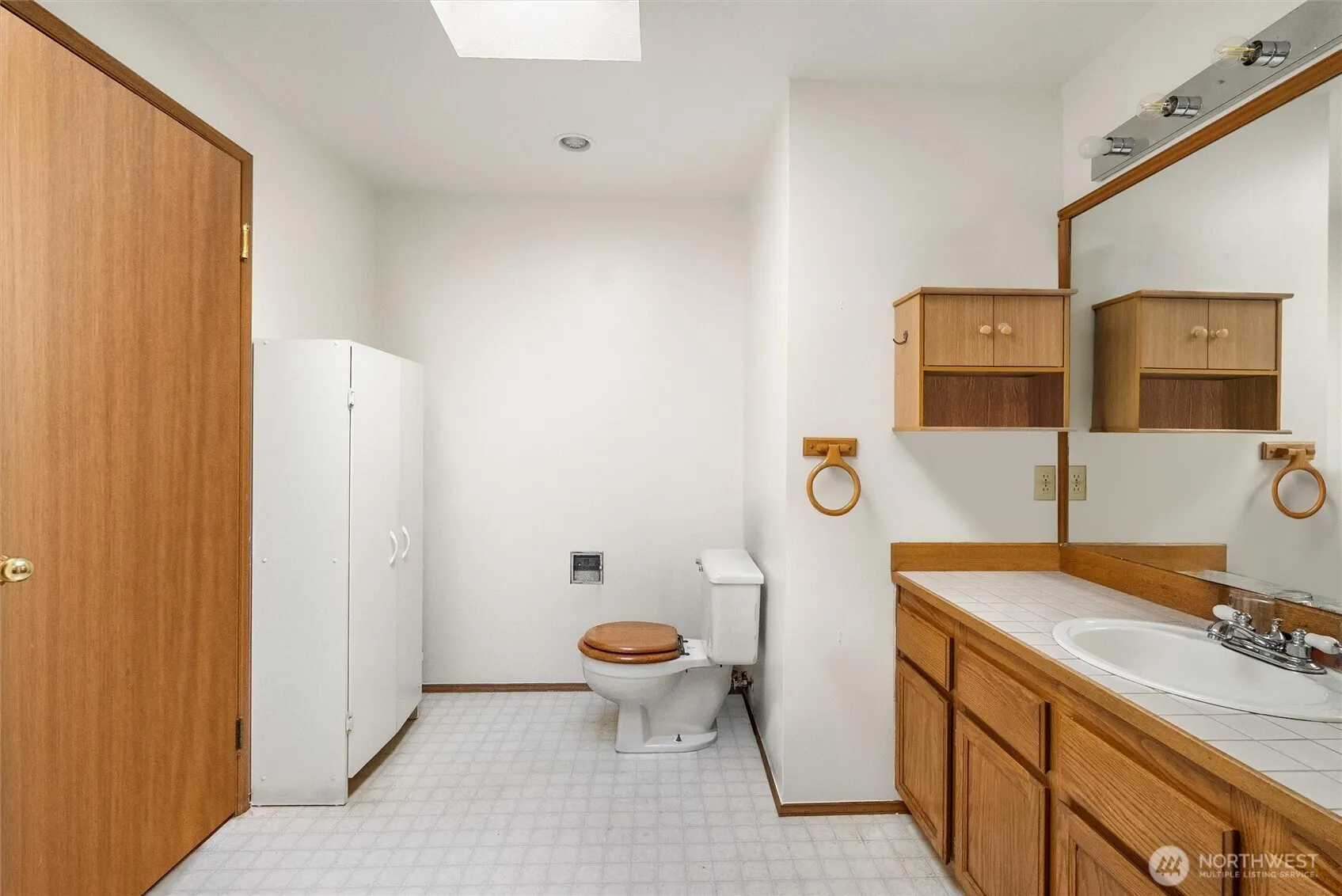 4630 143rd Place SW, Lynnwood, WA 98087