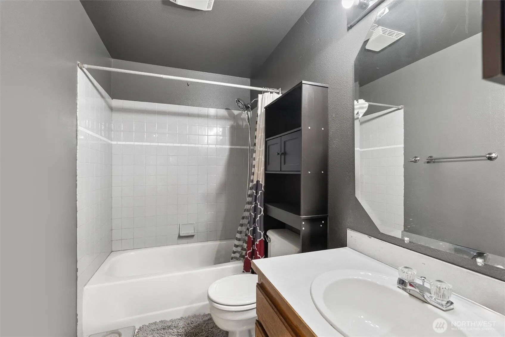 4630 143rd Place SW, Lynnwood, WA 98087