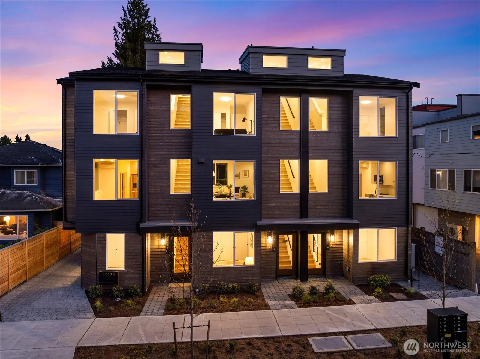 1913 B N 120th Street , Seattle, WA 98133