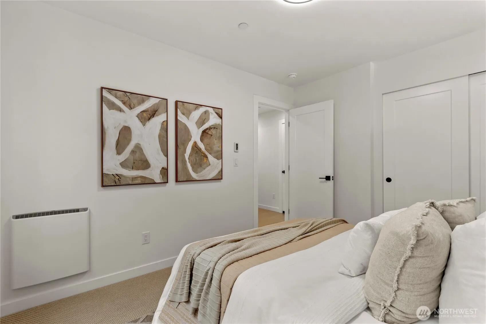 1913 B N 120th Street , Seattle, WA 98133